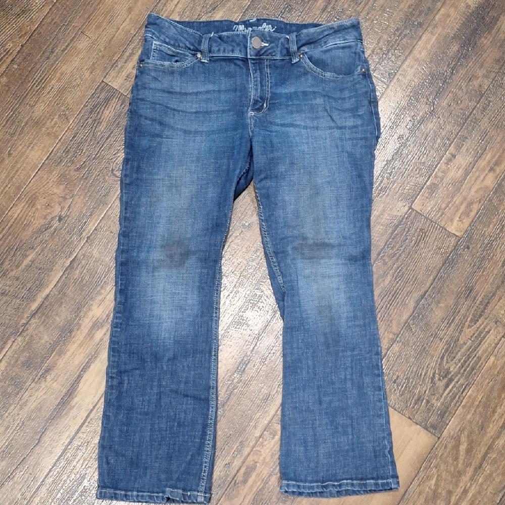 Wrangler Women's Cropped Blue Jeans